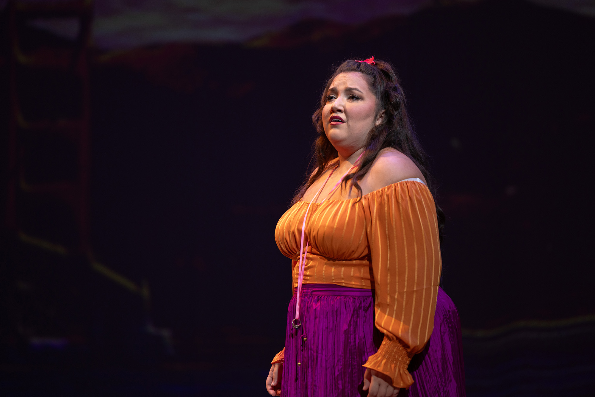 Arden Hearne performs as Fiordiligi.