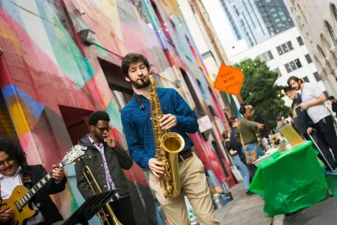 Adam Siemann (tenor sax) playing with other SFCM RJAM students in Hickory Alley.