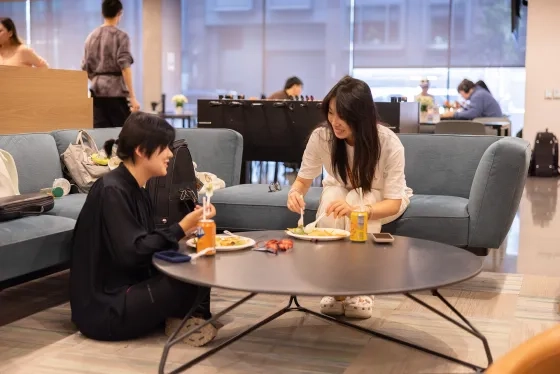 Students enjoy lunch in the Bowes Center.